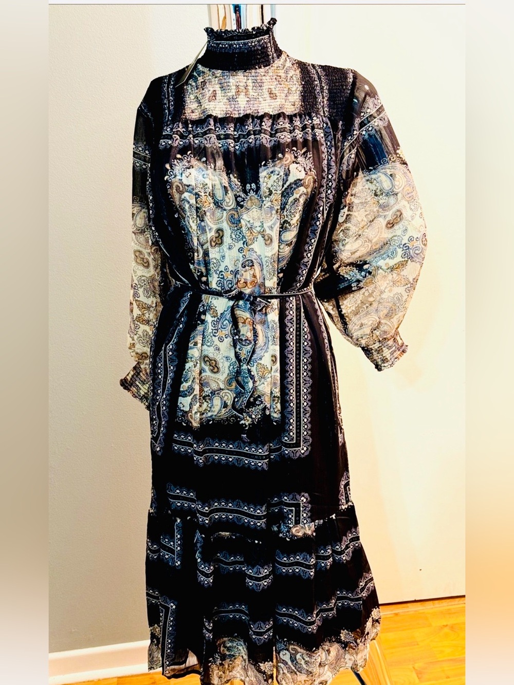 NWT Fall 2026 Smocked High-Neck Paisley Maxi Dress in Black and Cream L